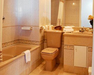 Heritage Resorts At Matchroom Фуэнхирола Экстерьер фото
